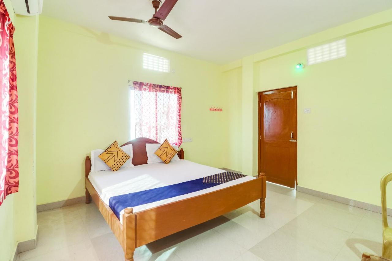 Spot On 68703 Delight Inn Puri Bagian luar foto